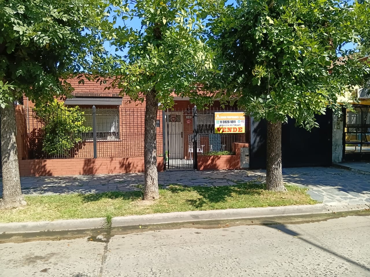 Hermosa casa en venta . Juan de Garay 2413 Don Torcuato